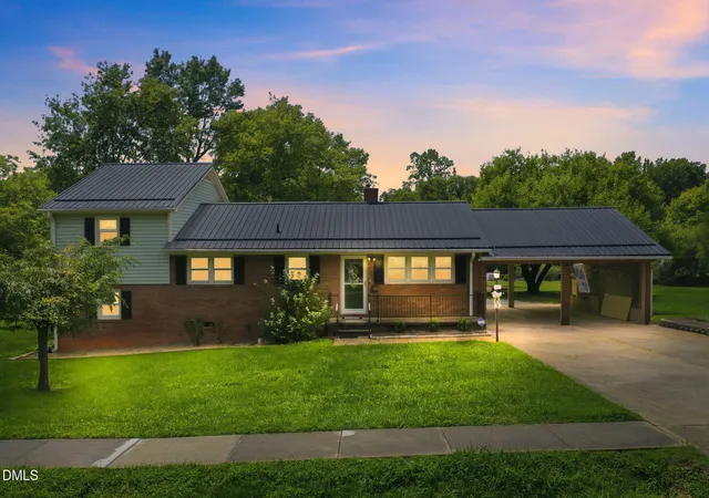 2nd image of 401 N 9th St, Mebane, NC 27302 | MLS# 10185224