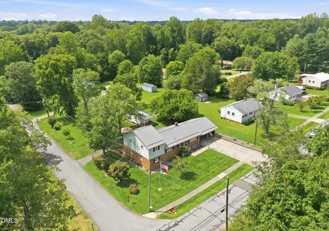 4th image of 401 N 9Th St, Mebane, NC 27302 | MLS# 10185224
