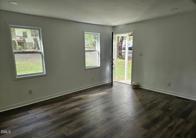 4th image of 2506 Dominion St, Durham, NC 27704 | MLS# 10184870