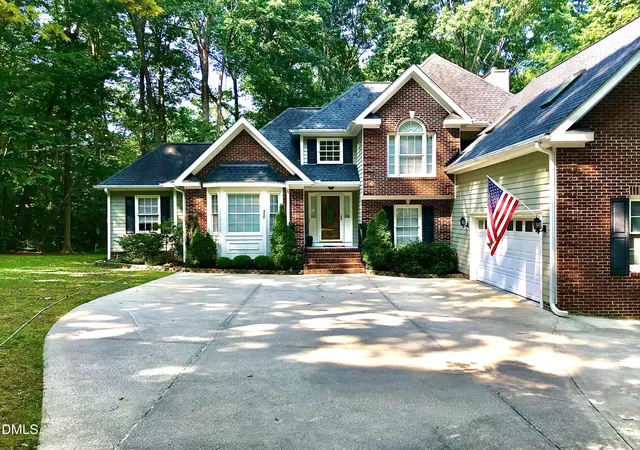 Photo 1 of Single family home for sale at 225 Tamworth Dr, Willow Spring, NC 27592 | MLS# 10184960 | Listing updated on 2026-08-28