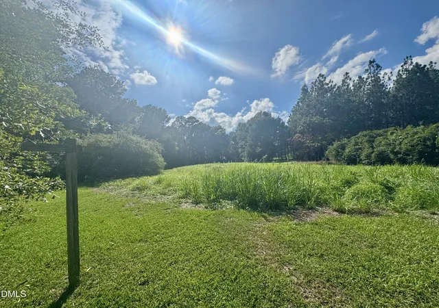 Photo 3 of Single family home for sale at 2099 N Salemburg Hwy, Salemburg, NC 28385 | MLS# 10184953 | Listing updated on 2026-08-07