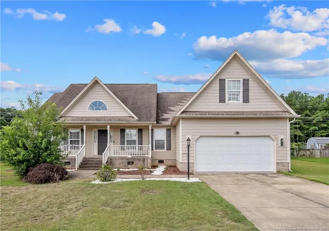 Photo 1 of Single family home for sale at 1906 Sunshine Ct, Hope Mills, NC 28348 | MLS# 766567 | Listing updated on 2026-09-22