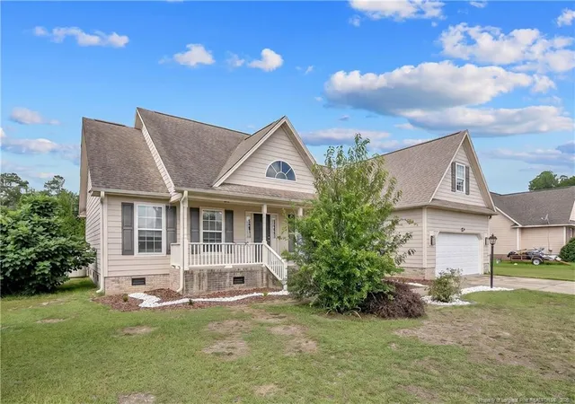 Photo 3 of Single family home for sale at 1906 Sunshine Ct, Hope Mills, NC 28348 | MLS# 766567 | Listing updated on 2026-09-22