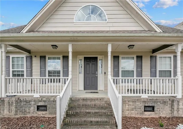 Photo 3 of Single family home for sale at 1906 Sunshine Ct, Hope Mills, NC 28348 | MLS# 766567 | Listing updated on 2026-09-22
