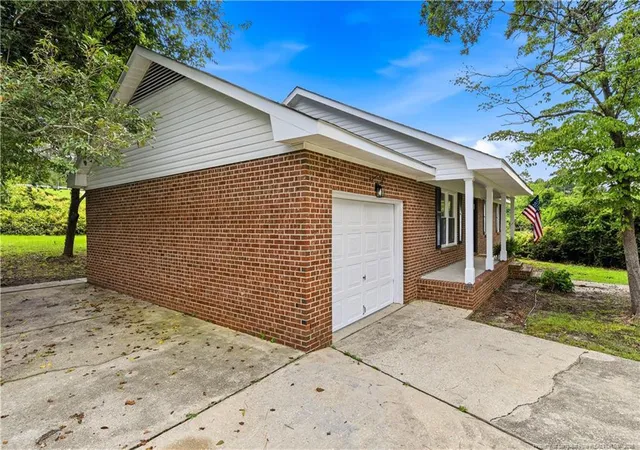 Photo 3 of Sale Pending at 7020 Lure Ct, Fayetteville, NC 28311 | MLS# 767341 | Listing updated on 2026-09-01