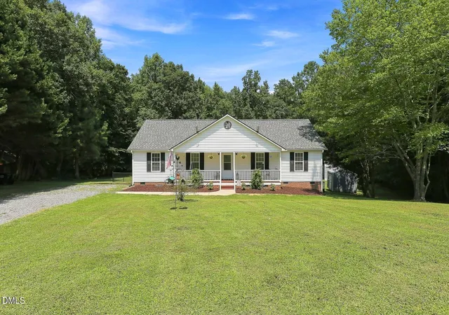 2nd image of 215 Nelson Ct, Clayton, NC 27520 | MLS# 10185996