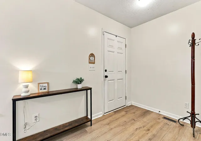 5th image of 215 Nelson Ct, Clayton, NC 27520 | MLS# 10185996