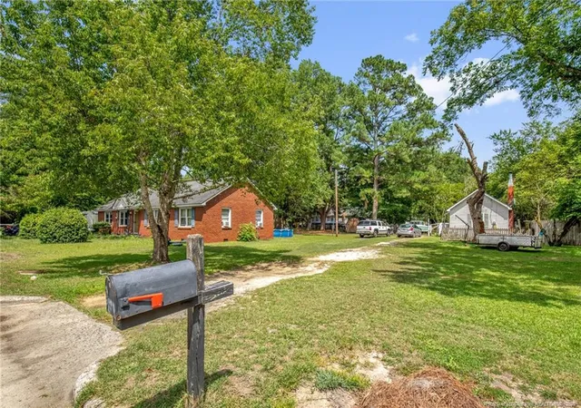 Photo 25 of Single family home for sale at 318 N Elm St, Maxton, NC 28364 | MLS# 765879 | Listing updated on 2026-10-08