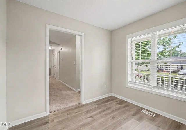 Photo 4 of Sale Pending at 2008 Ballston Pl, Knightdale, NC 27545 | MLS# 10185484 | Listing updated on 2026-08-31