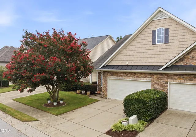 Photo 3 of Single family home for sale at 8009 Crookneck Dr, Angier, NC 27501 | MLS# 10185167 | Listing updated on 2026-09-10