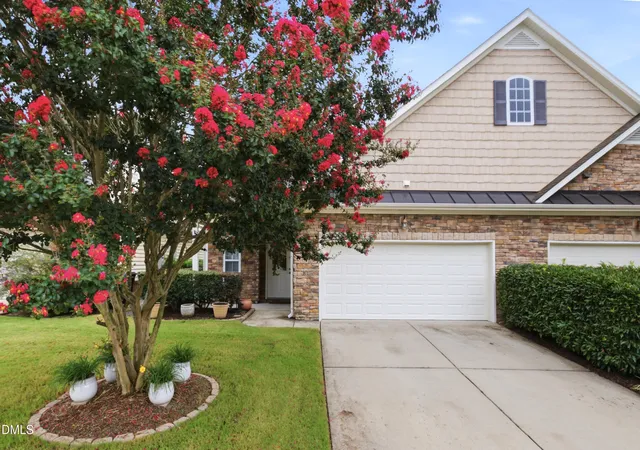 Photo 3 of Single family home for sale at 8009 Crookneck Dr, Angier, NC 27501 | MLS# 10185167 | Listing updated on 2026-09-10