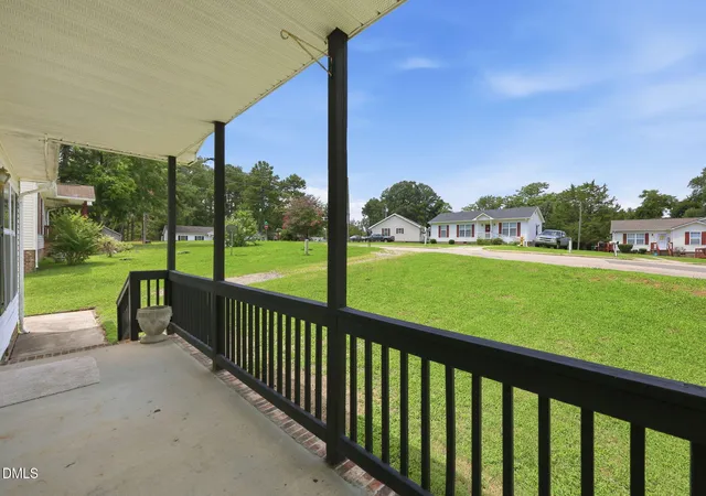 3rd image of 104 Pine Forest Dr, Henderson, NC 27536 | MLS# 10185083