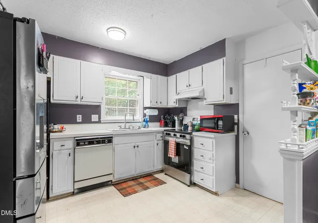 3rd image of 5207 Fieldbrook Dr, Greensboro, NC 27455 | MLS# 10185118