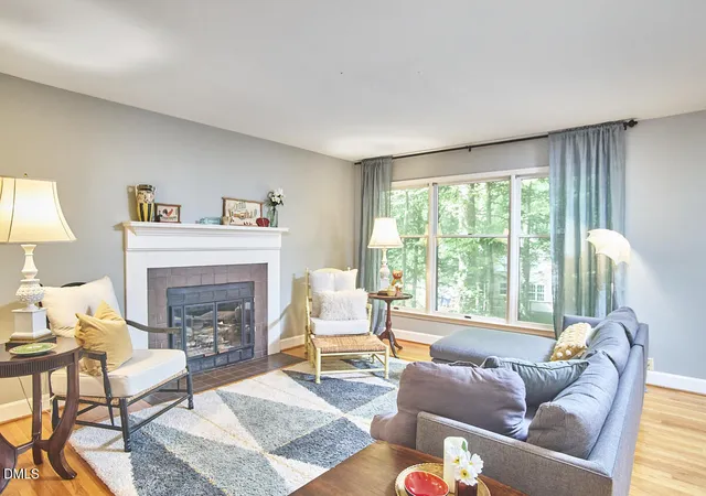 Photo 2 of Single family home for sale at 105 Westbury Ct, Chapel Hill, NC 27516 | MLS# 10186142 | Listing updated on 2026-09-06