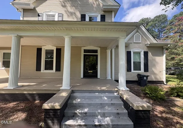 3rd image of 512 Raleigh St, Oxford, NC 27565 | MLS# 10185651