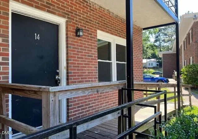 2nd image of 210 Colonial Dr, Fayetteville, NC 28301 | MLS# 10186622