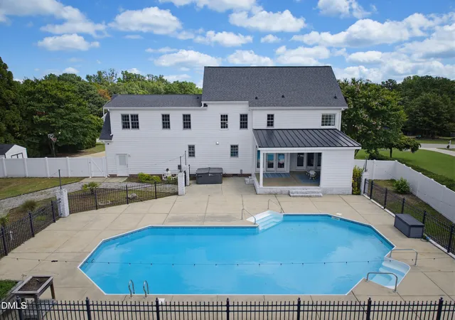 Photo 3 of Sale Pending at 6616 Wavcott Dr, Fuquay Varina, NC 27526 | MLS# 10185135 | Listing updated on 2026-09-01