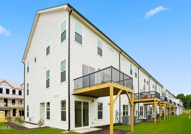 2nd image of 51 E Tiger Lily Trl, Clayton, NC 27527 | MLS# 10185113