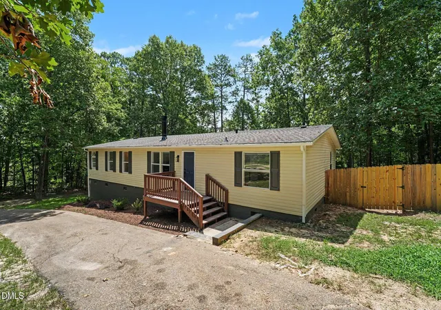 Photo 4 of Sale Pending at 63 Mullins Dr, Lillington, NC 27546 | MLS# 10185162 | Listing updated on 2026-08-28