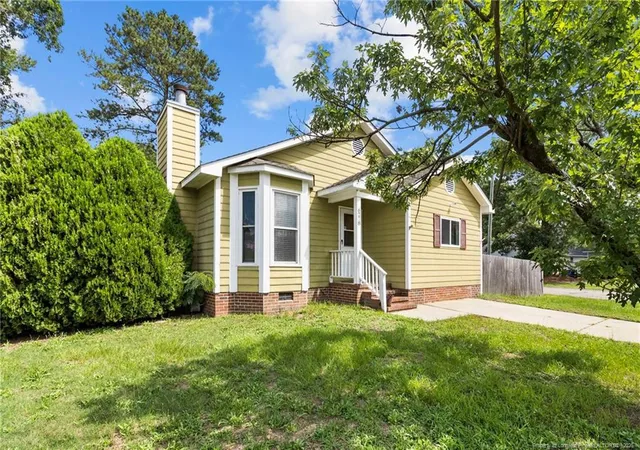 Photo 3 of Sale Pending at 6278 Withers Dr, Fayetteville, NC 28304 | MLS# 767384 | Listing updated on 2026-08-26