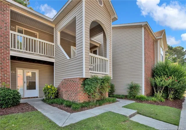 3rd image of 672 Bartons Landing Pl #8, Fayetteville, NC 28314 | MLS# 767330