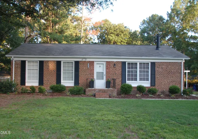 Photo 1 of Single family home for sale at 1434 Sedwick Rd, Durham, NC 27713 | MLS# 10185569 | Listing updated on 2026-09-13
