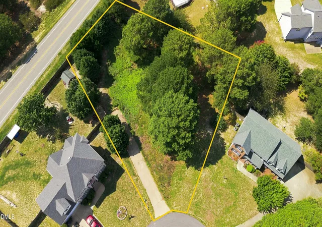 3rd image of 181 Vail Ct, Sanford, NC 27332 | MLS# 10185269