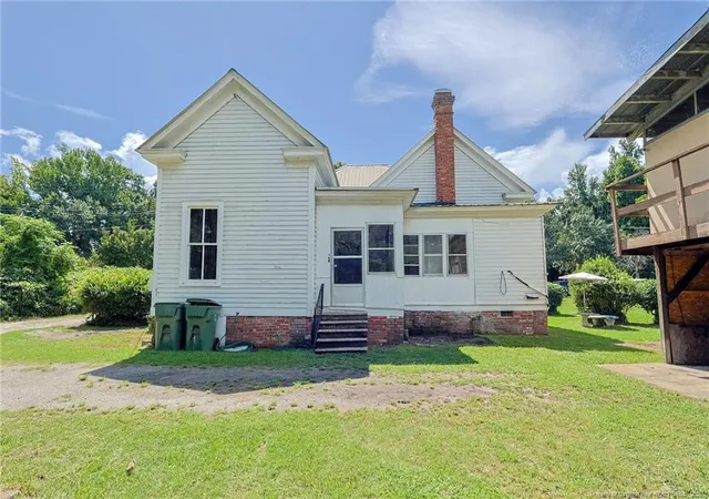 Photo 21 of Single family home for sale at 307 Mccaskill Ave, Maxton, NC 28364 | MLS# 767388 | Listing updated on 2026-08-30