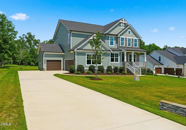 3rd image of 2804 Arrowsmith Dr, Fuquay Varina, NC 27526 | MLS# 10187392