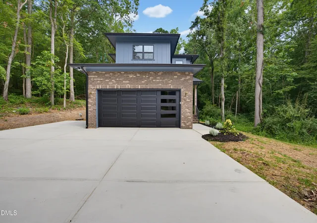 Photo 3 of Single family home for sale at 1919 E Geer St, Durham, NC 27704 | MLS# 10186495 | Listing updated on 2026-09-30
