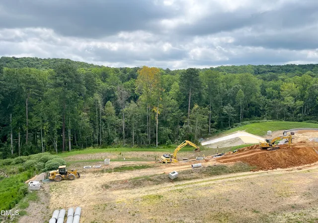 2nd image of 211 S Creek Xing, Chapel Hill, NC 27516