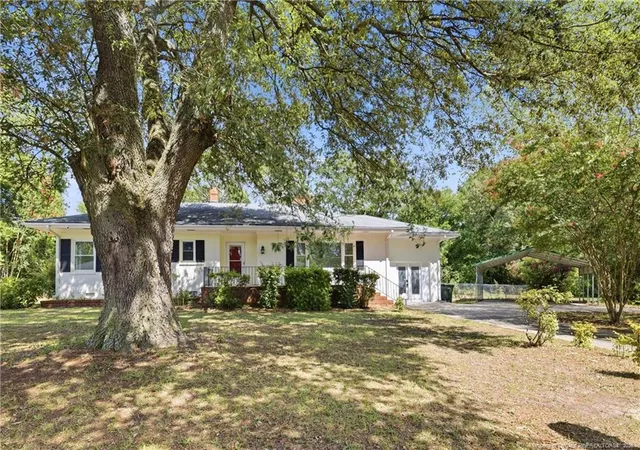 Photo 2 of Single family home for sale at 807 Faison Ave, Fayetteville, NC 28304 | MLS# 767390 | Listing updated on 2026-09-14