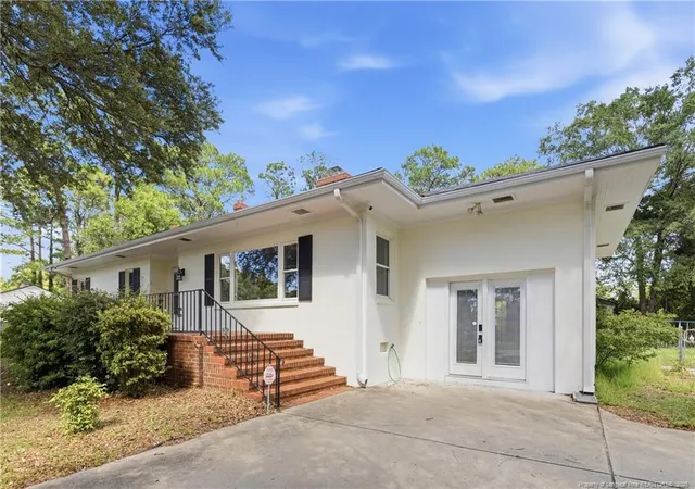Photo 4 of Single family home for sale at 807 Faison Ave, Fayetteville, NC 28304 | MLS# 767390 | Listing updated on 2026-09-14