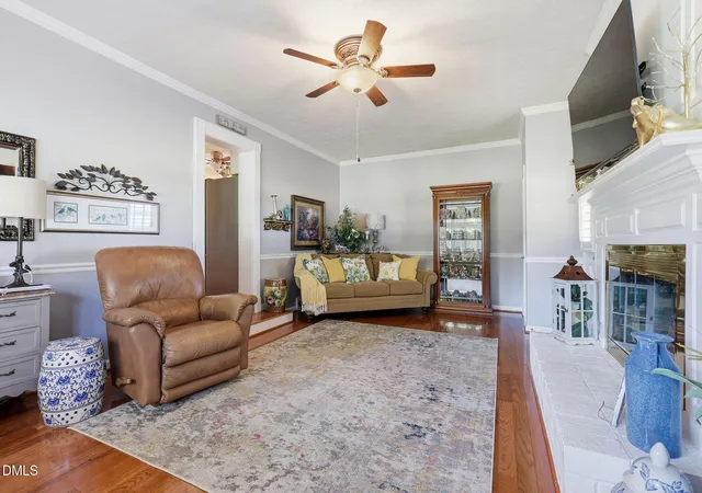 4th image of 913 W Core Rd, Dunn, NC 28334 | MLS# 10185311