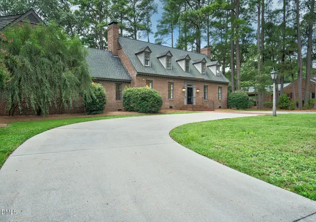 Photo 3 of Single family home for sale at 4001 Lochinvar Ln, Rocky Mount, NC 27804 | MLS# 10185483 | Listing updated on 2026-10-19