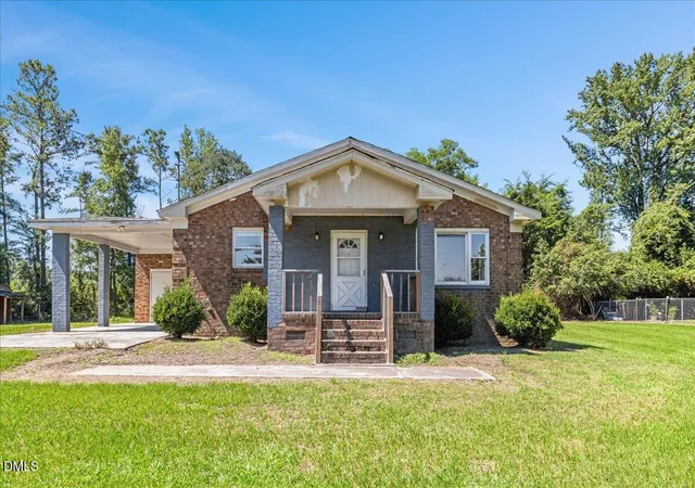 Photo 2 of Single family home for sale at 1330 E Hanrahan Rd, Ayden, NC 28513 | MLS# 10185286 | Listing updated on 2026-09-13