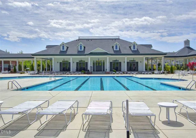 3rd image of 713 Ancient Oaks Dr, Holly Springs, NC 27540 | MLS# 10185294