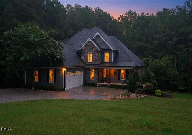 Photo 3 of Sale Pending at 4002 Stoneway Ct, Wake Forest, NC 27587 | MLS# 10188440 | Listing updated on 2026-09-14