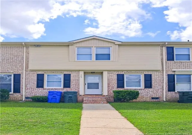 Photo 2 of Townhouse for sale at 406 Kirkcaldy Ct, Fayetteville, NC 28314 | MLS# 767411 | Listing updated on 2026-09-09