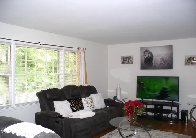 3rd image of 229 Perry St, Henderson, NC 27536 | MLS# 10187465