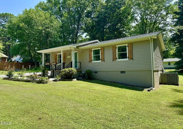 2nd image of 1011 Shirley Dr, Henderson, NC 27536 | MLS# 10185849