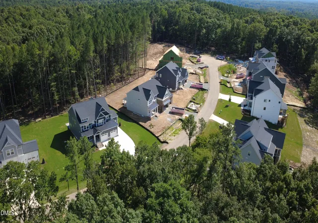 Photo 3 of Single family home for sale at 160 Black Bear Ct, Chapel Hill, NC 27516 | MLS# 10185617 | Listing updated on 2026-08-24