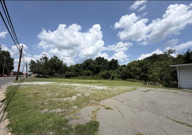 11th image of 512 N Main St, Roxboro, NC 27573 | MLS# 10186095