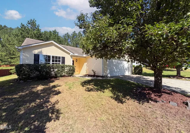 1st image of 6 Crimson Clover Ct, Durham, NC 27704 | MLS# 10185348