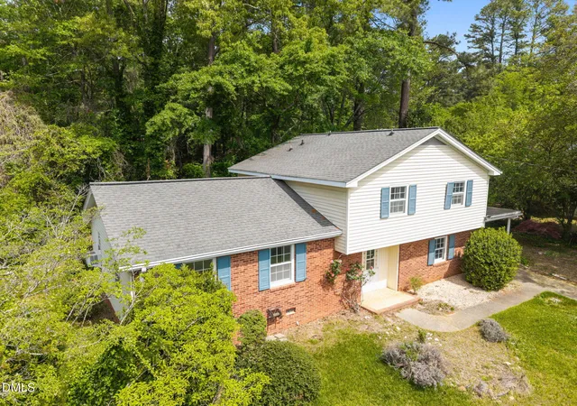 2nd image of 2204 Hillock Dr, Raleigh, NC 27612 | MLS# 10185358