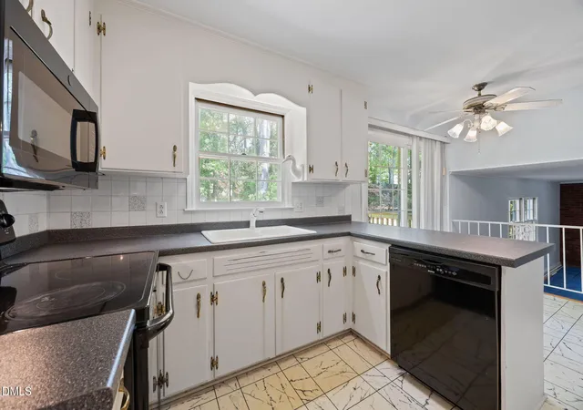 Photo 3 of Single family home for sale at 2204 Hillock Dr, Raleigh, NC 27612 | MLS# 10185358 | Listing updated on 2026-09-01