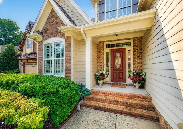 2nd image of 28 Old Post Ct, Pittsboro, NC 27312 | MLS# 10185428