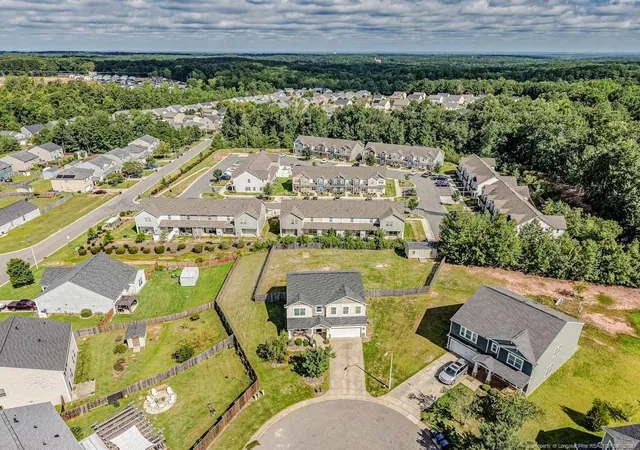 2nd image of 803 Plateau Ct, Sanford, NC 27330 | MLS# 767429