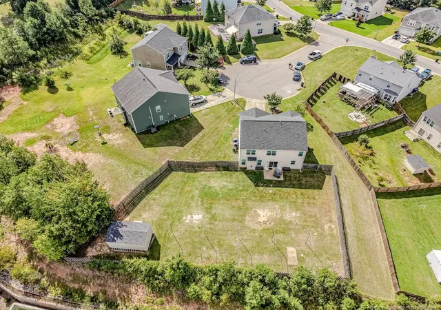 3rd image of 803 Plateau Ct, Sanford, NC 27330 | MLS# 767429