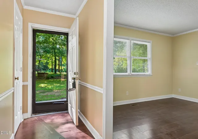 4th image of 5103 Lazywood Ln, Durham, NC 27712 | MLS# 10187804